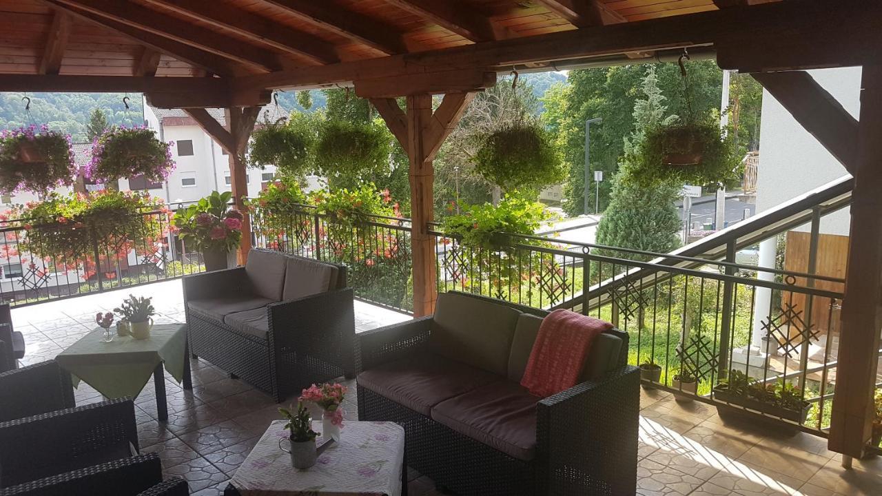 Apartmani Ksenija Krapinske Toplice Zewnętrze zdjęcie