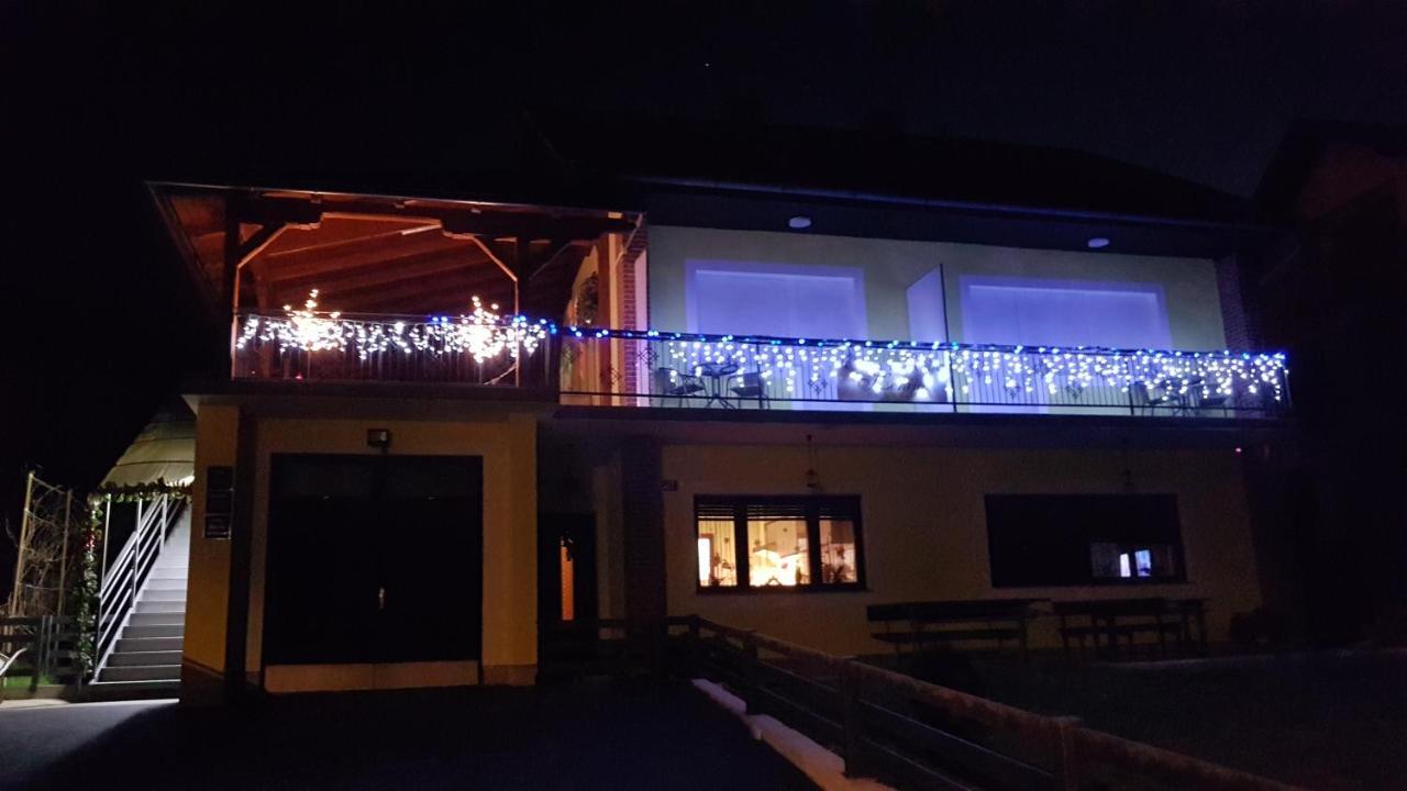 Apartmani Ksenija Krapinske Toplice Zewnętrze zdjęcie